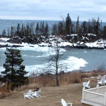 Cove Point Lodge Beaver Bay Eksteriør billede