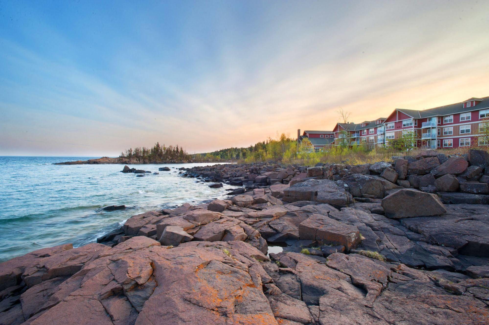 Cove Point Lodge Beaver Bay Eksteriør billede